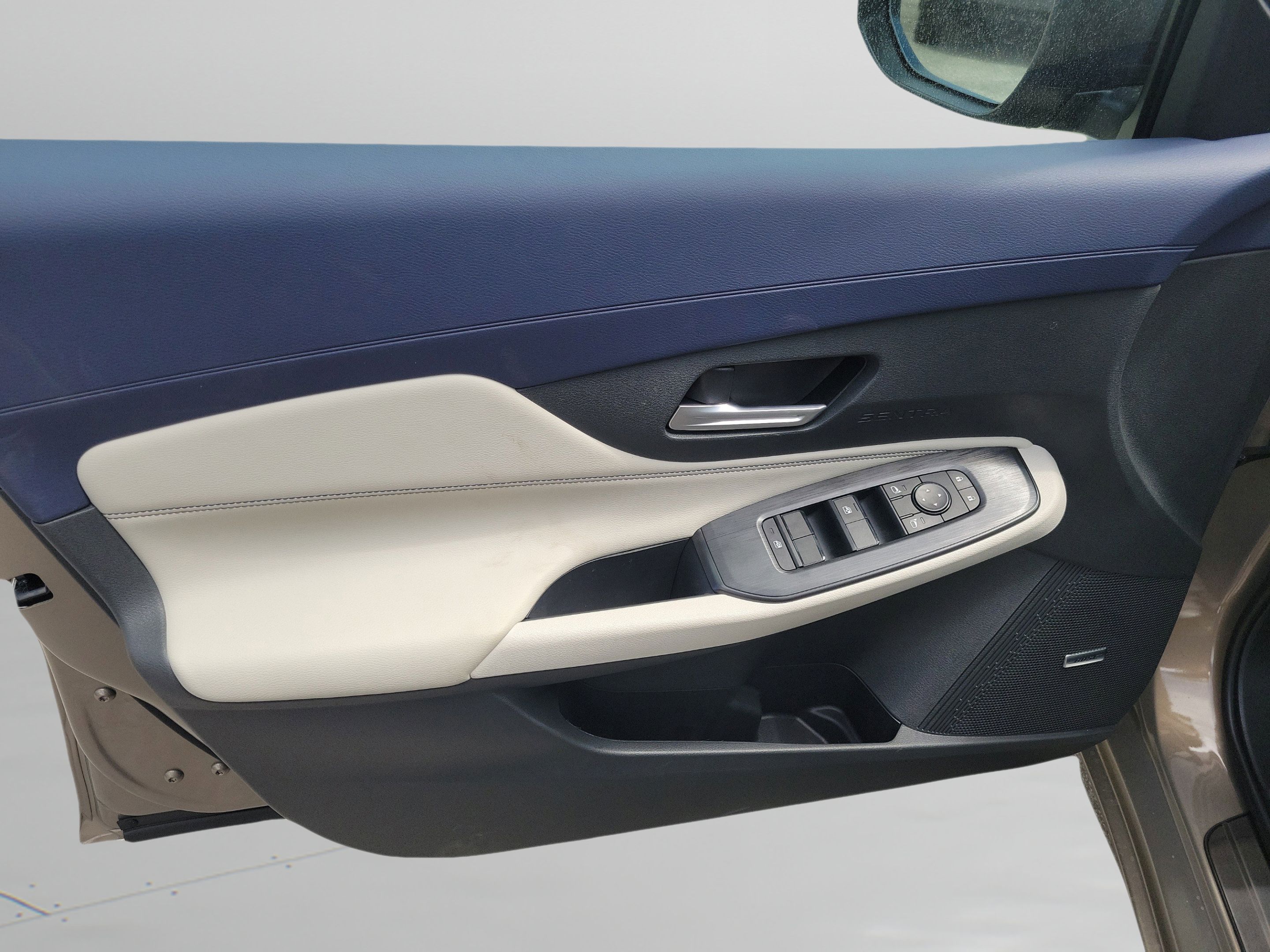 New 2026 Nissan Sentra SL w/ Floor Mat Package FWD image 15