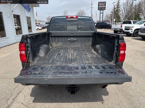 Used 2018 Chevrolet Silverado 2500 High Country image 10