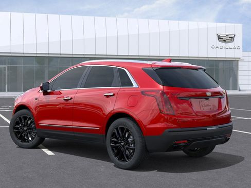 New 2026 Cadillac XT5 Premium Luxury AWD/4WD image 3