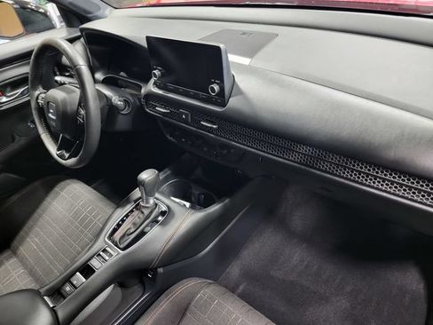 Used 2024 Honda HR-V Sport image 17