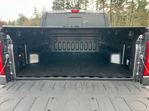 Used 2023 Ford Maverick Lariat w/ Lariat Luxury Package image 24