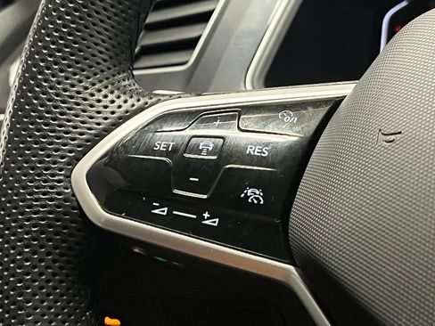 Used 2024 Volkswagen Tiguan SEL R-Line AWD/4WD image 26