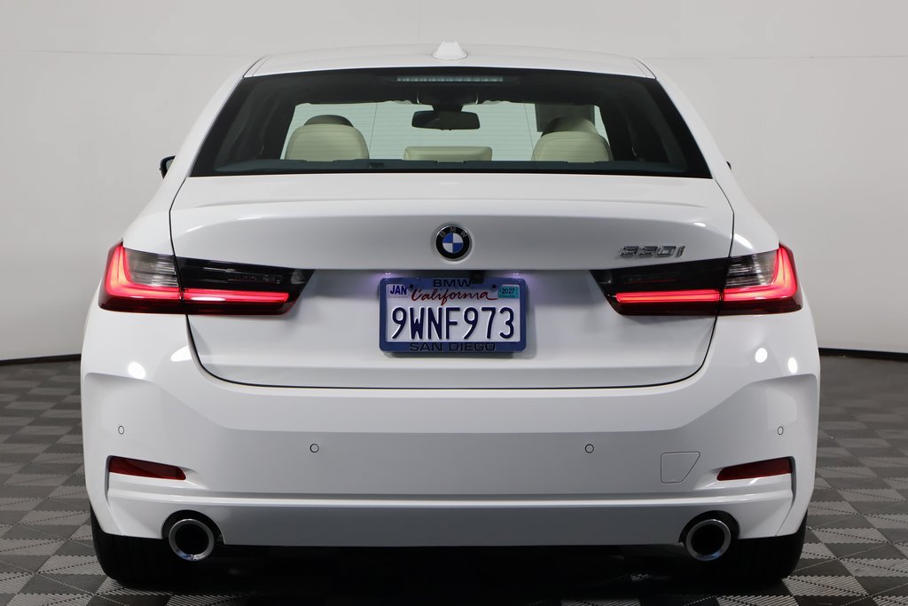 Certified 2026 BMW 330i Sedan w/ Premium Package RWD image 5