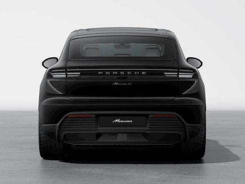 New 2026 Porsche Macan 4 Electric image 7