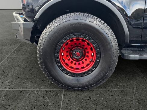 Used 2022 Ford Bronco Wildtrak AWD/4WD image 4
