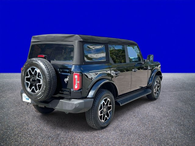 New 2026 Ford Bronco Outer Banks AWD/4WD image 3