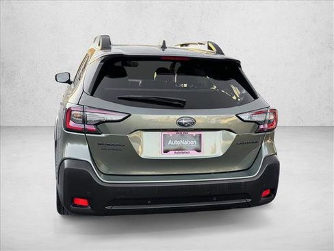 Used 2025 Subaru Outback Onyx Edition AWD/4WD image 6