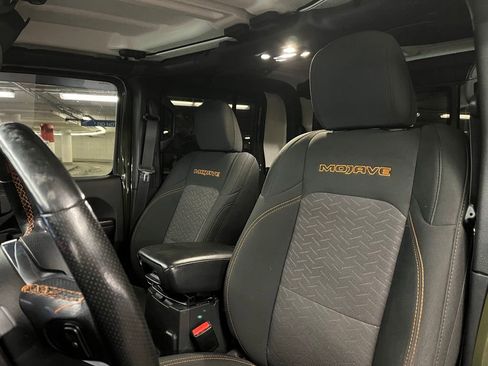 Used 2021 Jeep Gladiator Mojave w/ LED Lighting Group image 15