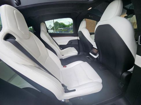 Used 2022 Tesla Model X AWD/4WD image 69