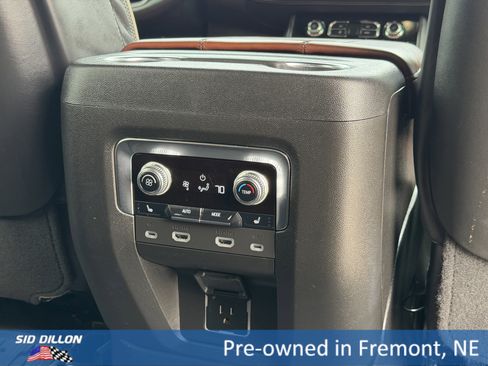 Used 2023 GMC Yukon XL Denali Ultimate AWD/4WD image 23