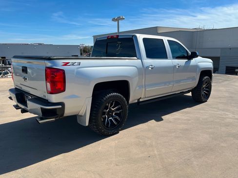Used 2018 Chevrolet Silverado 1500 LTZ Z71 w/ LTZ Plus Package image 6