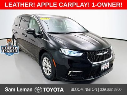 Used 2024 Chrysler Pacifica Touring-L