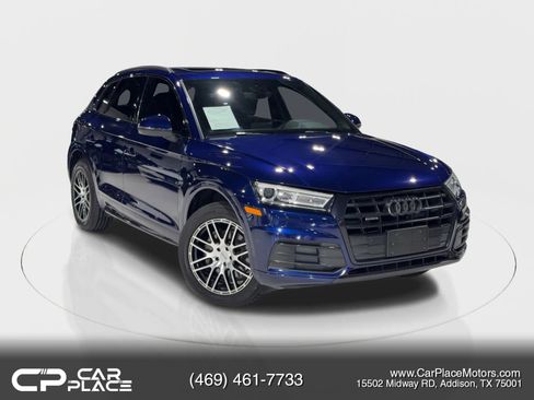 Used 2020 Audi Q5 2.0T Premium w/ Titanium Sport Package image 1
