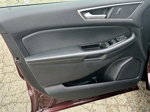 Used 2020 Ford Edge SEL w/ Cold Weather Package image 16
