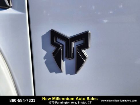 Used 2021 Ford F150 XLT w/ Equipment Group 302A High image 10