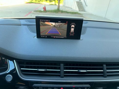 Used 2017 Audi Q7 3.0T Prestige image 39