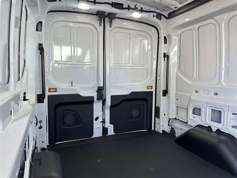 New 2025 Ford Transit 250 148 Medium Roof image 20