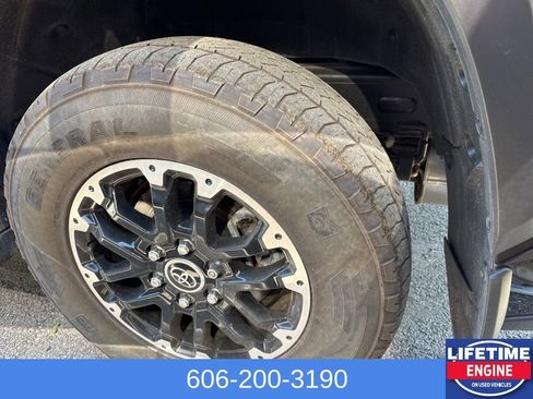Used 2024 Toyota Sequoia 4WD image 13