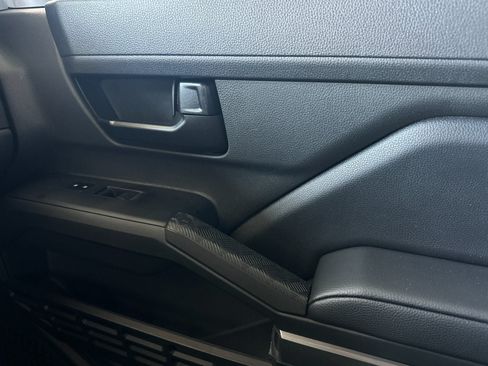 New 2026 Toyota Tacoma SR5 AWD/4WD image 17