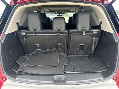 Used 2024 Nissan Pathfinder Platinum w/ Cargo Package FWD image 12