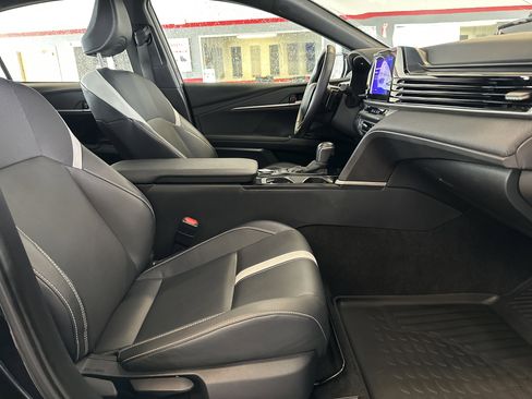 Certified 2025 Toyota Camry SE image 15