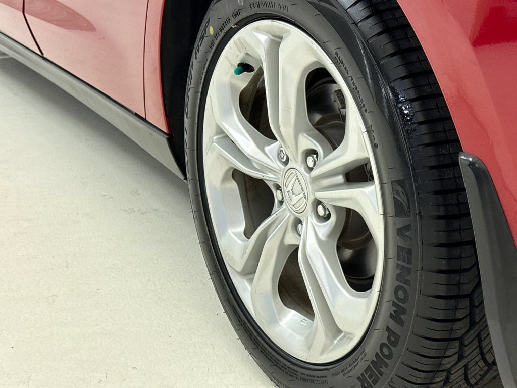 Certified 2023 Honda Accord LX image 11