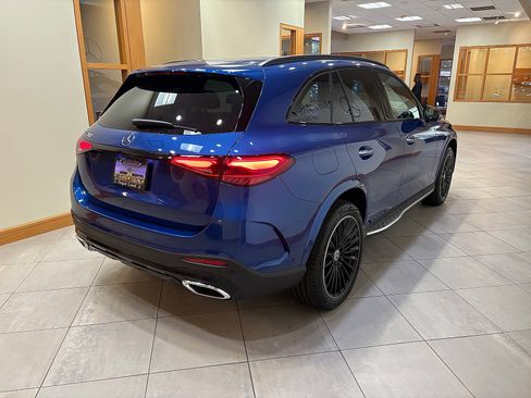 New 2026 Mercedes-Benz GLC 300 image 3