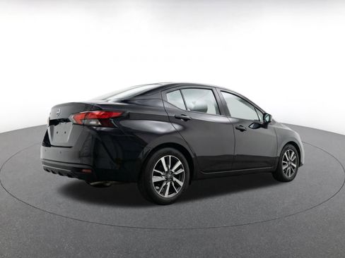 Used 2025 Nissan Versa SV FWD image 9