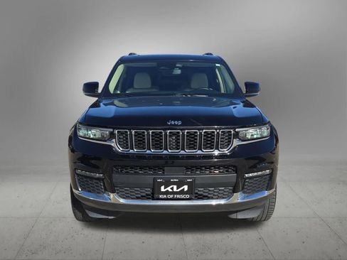 Used 2022 Jeep Grand Cherokee L Limited image 9