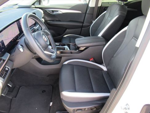 Used 2025 Buick Envision Sport Touring image 15