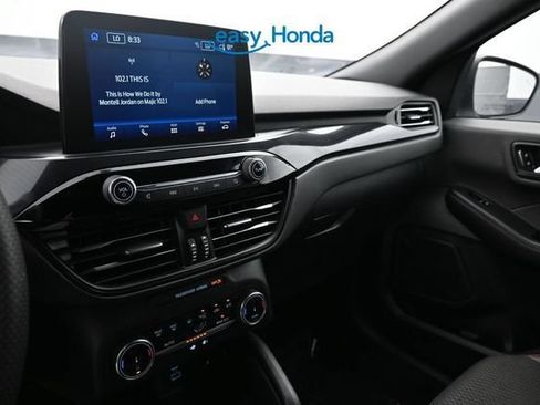 Used 2023 Ford Escape ST-Line FWD image 11