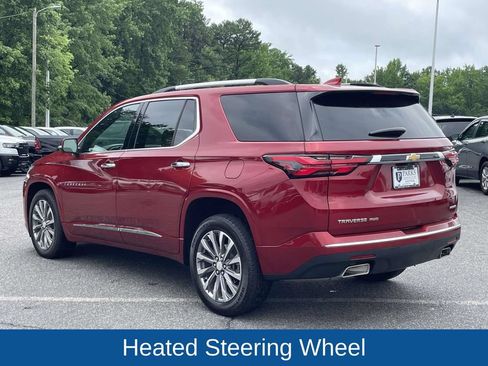 Used 2023 Chevrolet Traverse Premier AWD/4WD image 6