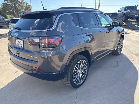 Used 2023 Jeep Compass Limited w/ Elite Group AWD/4WD image 5