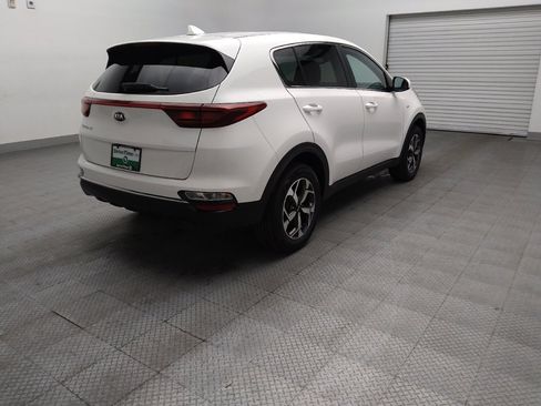 Used 2020 Kia Sportage LX AWD/4WD image 9