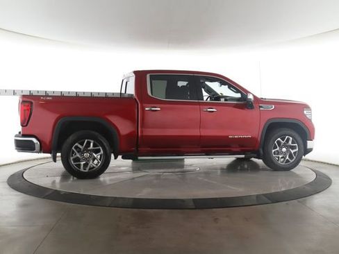 Used 2024 GMC Sierra 1500 SLT w/ SLT Premium Plus Package AWD/4WD image 6