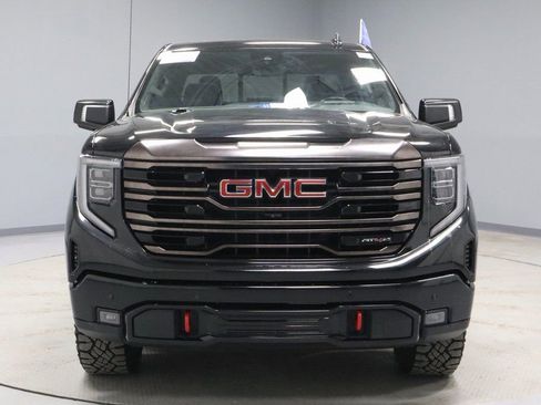 Used 2022 GMC Sierra 1500 AT4X image 5