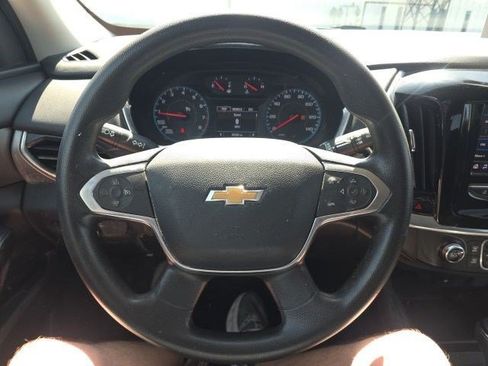 Used 2020 Chevrolet Traverse LS w/ LPO, Blackout Package AWD/4WD image 18