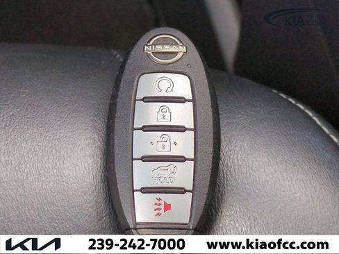 Used 2024 Nissan Murano SV image 32
