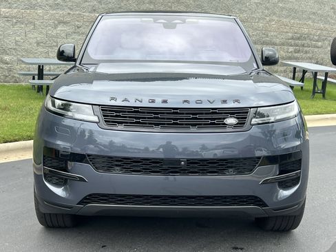 Used 2023 Land Rover Range Rover Sport SE AWD/4WD image 9