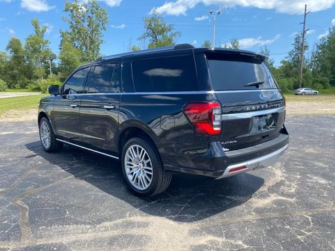 Used 2024 Ford Expedition Max Platinum AWD/4WD image 3