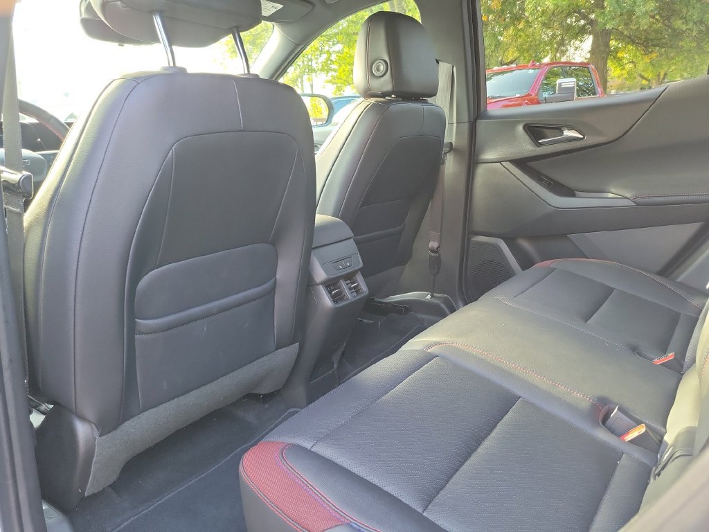 Used 2026 Chevrolet Equinox RS w/ Convenience Package III AWD/4WD image 16