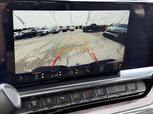 Used 2024 Chevrolet Silverado 2500 LTZ w/ LTZ Plus Package image 20