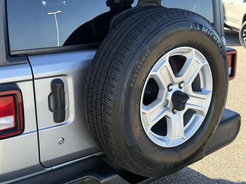 Used 2020 Jeep Wrangler Unlimited Sport S image 15