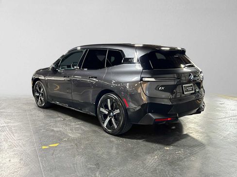 Used 2024 BMW iX xDrive50 w/ Sport Package AWD/4WD image 5