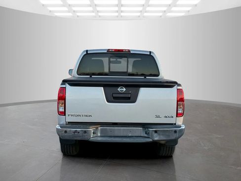 Used 2019 Nissan Frontier SL image 6