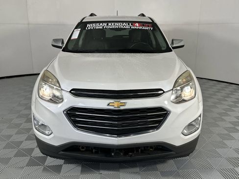 Used 2017 Chevrolet Equinox Premier w/ Enhanced Convenience Package FWD image 3