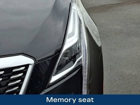 Used 2022 Cadillac XT5 Premium Luxury AWD/4WD image 11