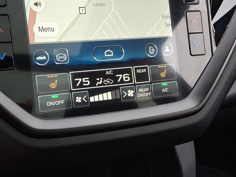 Certified 2025 Subaru Ascent Bronze Edition AWD/4WD image 17