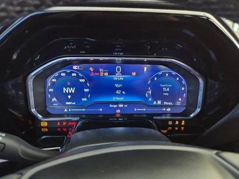 Used 2024 Chevrolet Silverado 1500 LT image 31