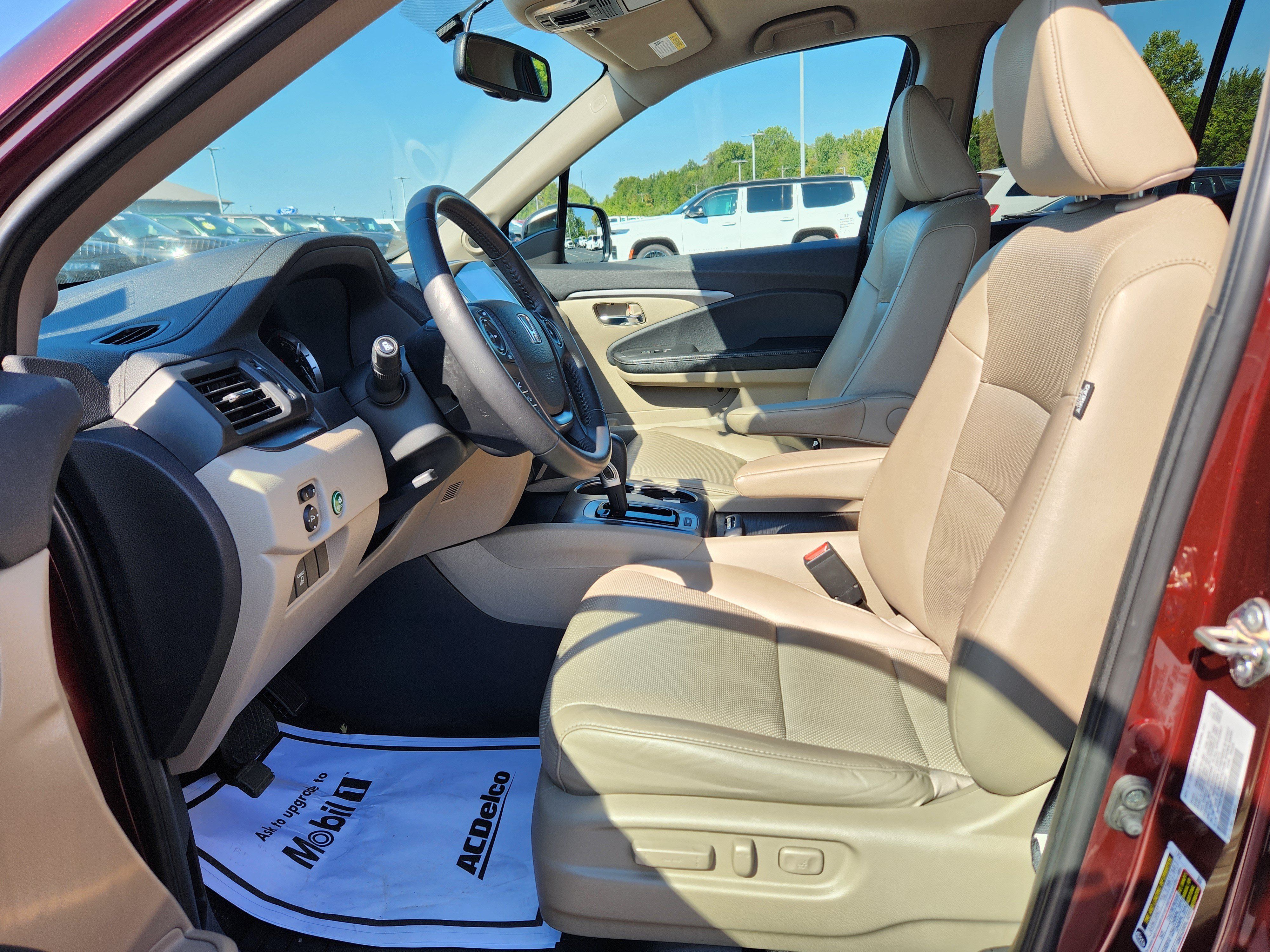 Used 2019 Honda Ridgeline RTL-T image 12